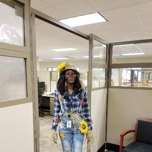 Meet your Posher, Jamela